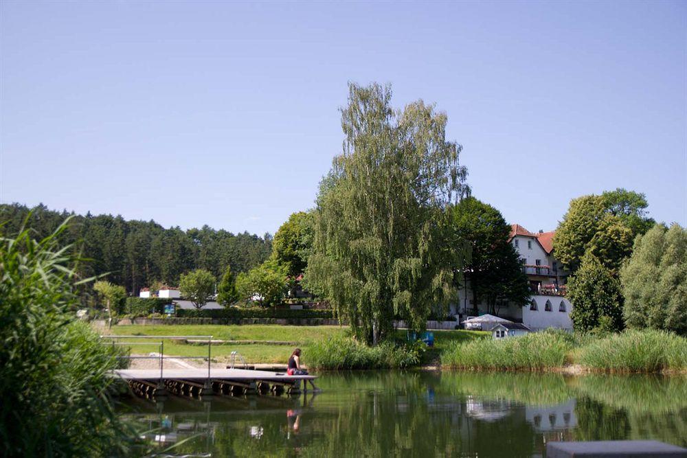 Altes Kurhaus Landhotel Trabelsdorf Exteriör bild